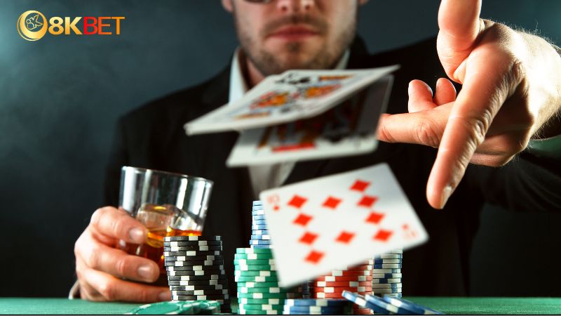 Liêng là một trò chơi bài phổ biến giúp đem lại phút giây giải trí tuyệt vời