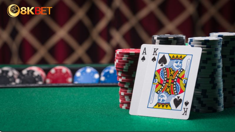 Tân thủ cần lưu ý điều gì trong luật chơi liêng?